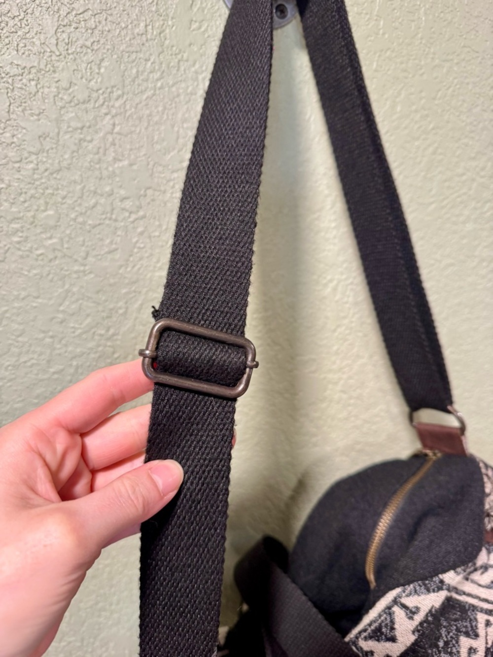 Black and Cream Tribal Pattern Weekend Tote Bag- Mossimo Supply - Picture 5 of 8